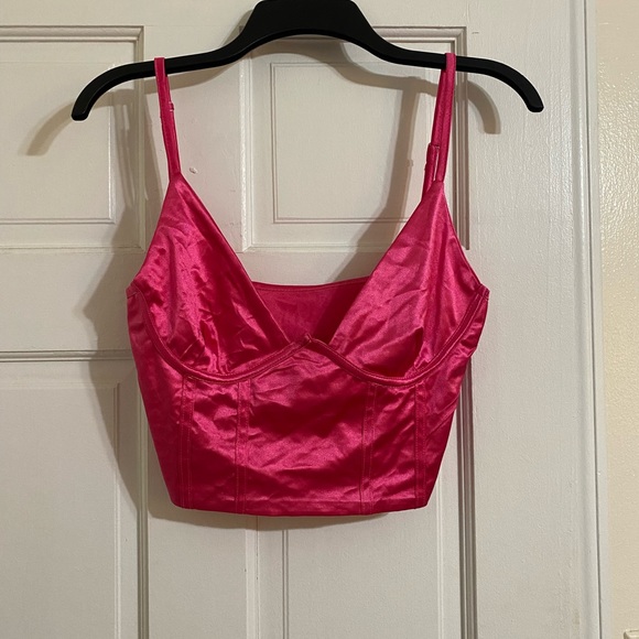 Hot pink satin crop top - Picture 1 of 4